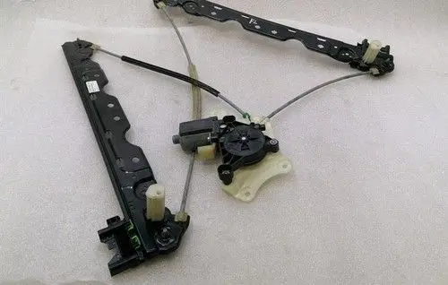 Mercedes-Benz CLS C218 AMG Front door window regulator with motor A4637200503