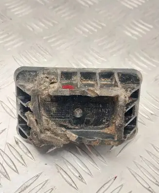 BMW X5 E70 Jacking socket point 718925