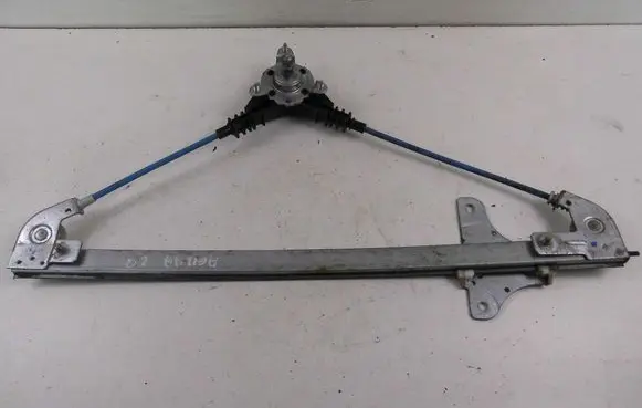 Opel Agila A Front door manual window regulator 