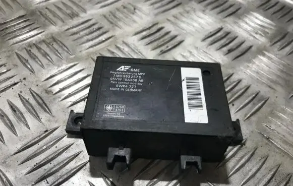 Volkswagen Sharan Immobilizer control unit/module 7m0953257d 95vw19a366ab