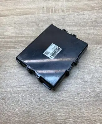 Toyota Verso Power management control unit 896900F010 MB1028500181