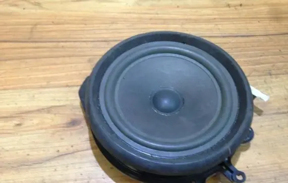 Audi A3 S3 8P Front door speaker 2752503145