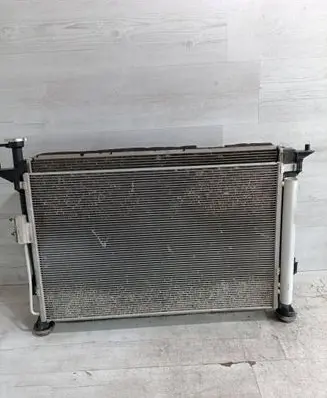 KIA Sorento Coolant radiator B101UMEAA