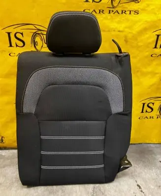 Dacia Sandero III Second row seats 