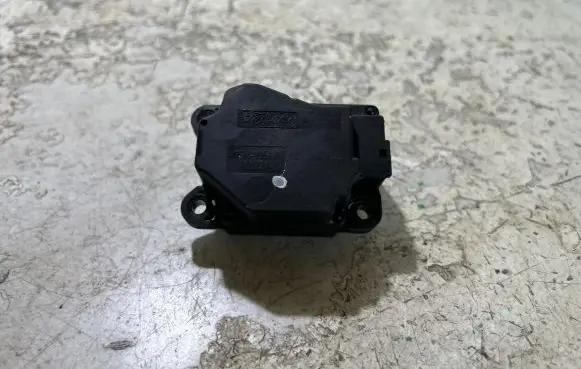 Volvo C70 Air flap motor/actuator 4N5H19E616 6652A