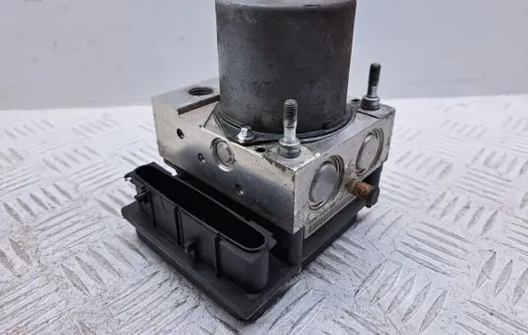 Toyota Corolla Verso AR10 ABS Pump 440500F030 0265950412