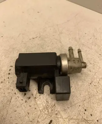 Volvo V70 Vacuum valve 72190329 30637251 06T223