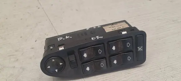 BMW 5 E39 Electric window control switch 8368966 067705
