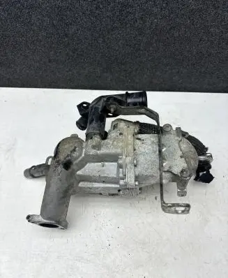 Volvo V40 EGR valve cooler 31358502