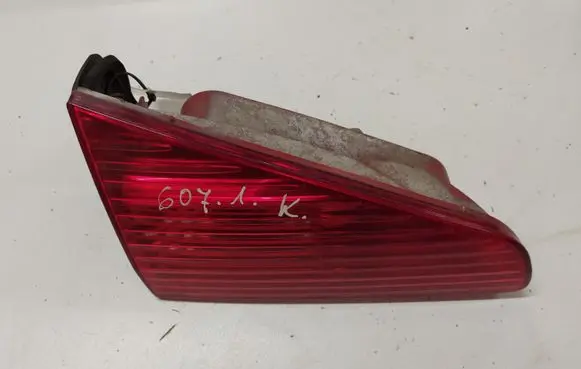 Peugeot 607 Tailgate rear/tail lights 92076348