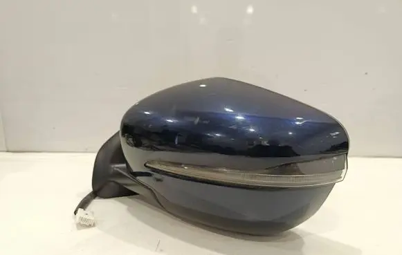 Mercedes-Benz X-class W470 Front door electric wing mirror 0411425