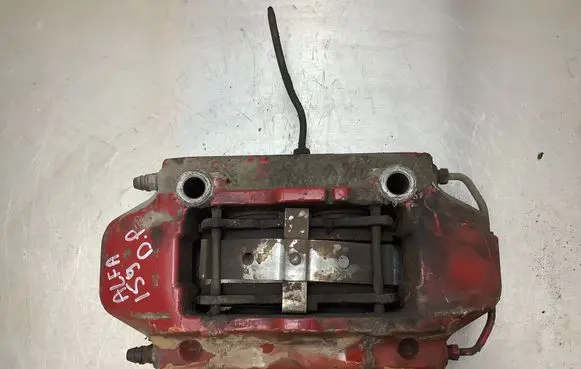 Alfa Romeo 159 Front brake caliper