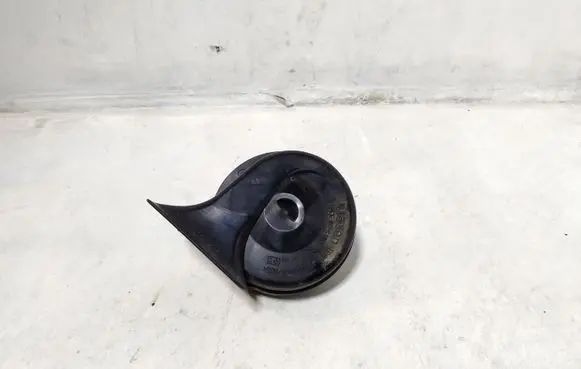 Audi A4 S4 B5 8D Horn signal