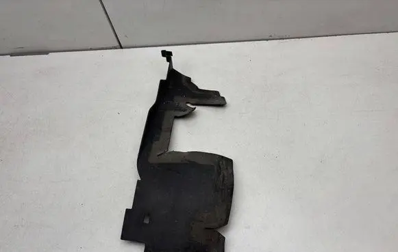 Audi TT TTS Mk2 Intercooler air guide/duct channel 8J0121283A