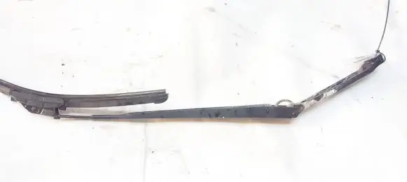 Renault Megane I Front wiper blade arm