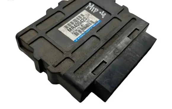 Mitsubishi Pajero ABS control unit/module MR400420 X2T34172M1
