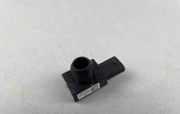Mercedes-Benz E W213 Sensor A0009051001