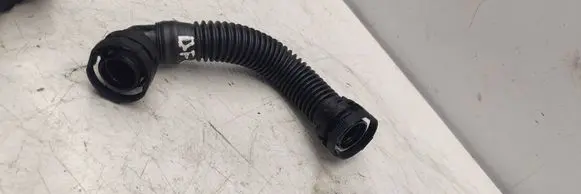 Breather/breather pipe/hose