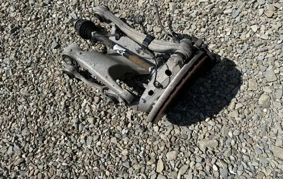 Jaguar XF X260 Front wheel hub