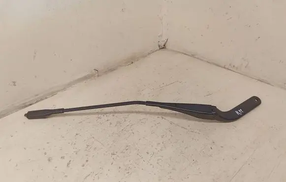 BMW 1 E82 E88 Front wiper blade arm 7169973
