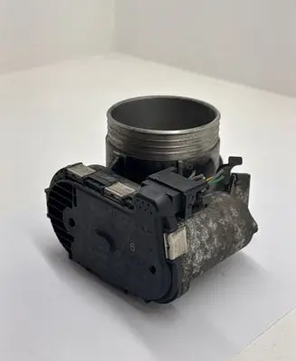 Volvo V70 Throttle valve 0280750131 30711554 10W502