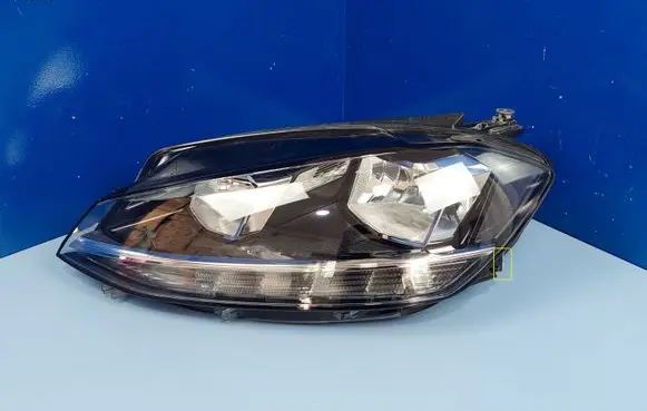 Volkswagen Golf VII Headlight/headlamp 5G1941005D 1EB01392401