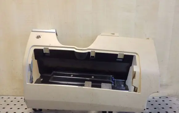 Land Rover Freelander 2 - LR2 Dashboard lower bottom trim panel 6H52045K61 6H52F04327D