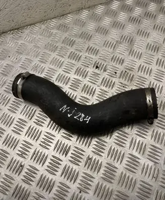 Nissan Juke I F15 Air intake hose/pipe cikautxo