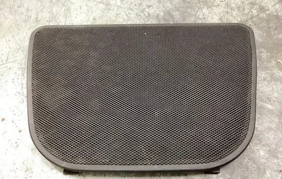 BMW 5 E39 Side speaker trim/cover 81720425