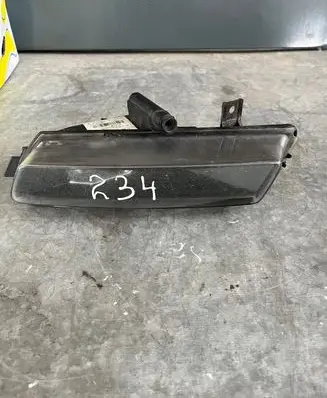 BMW 1 E81 E87 Front fog light 0305084021 7164855