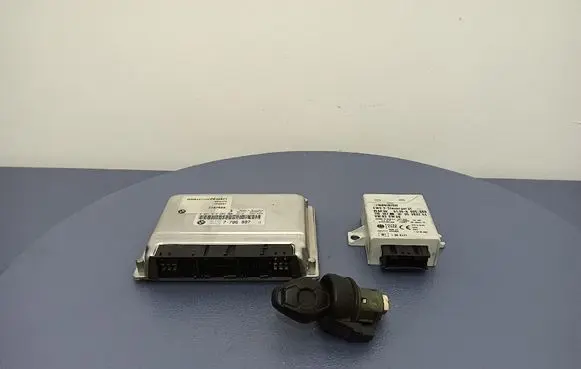 BMW 3 E36 Engine control unit/module ECU 7786887