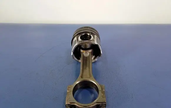 Opel Vivaro Piston 
