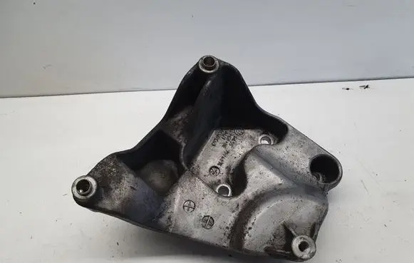 BMW X3 E83 A/C compressor mount bracket 7794614 nr9094