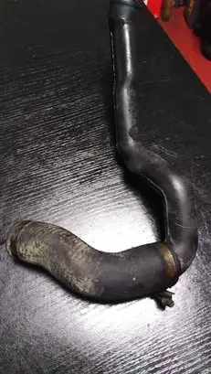 BMW 7 E38 Engine coolant pipe/hose 1742135