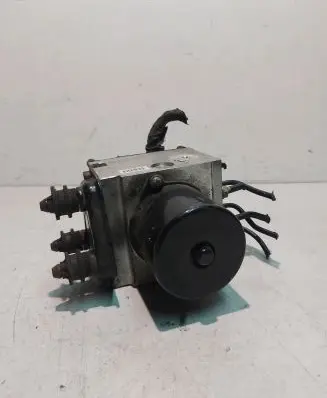 Volkswagen PASSAT B6 ABS Pump 3C0614095S 16332402 16332502A