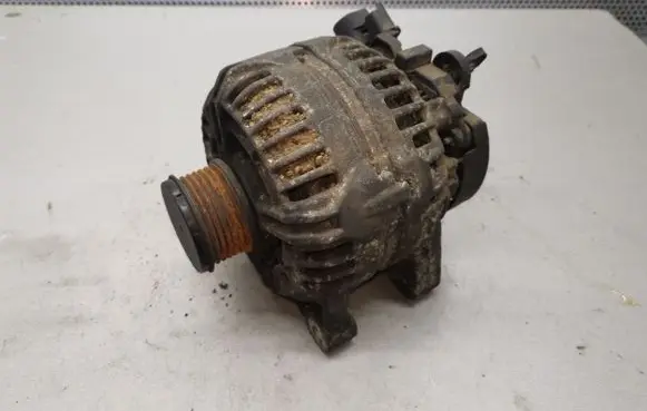 Citroen C4 I Generator/alternator 9646321880