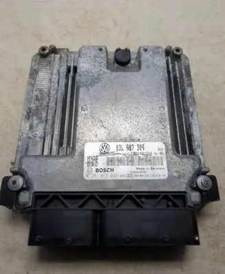 Volkswagen Golf V Engine control unit/module 03L907309 1039S24297 0281015029