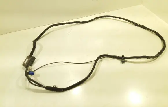 Mercedes-Benz E W212 EUR ISO radio connector A2128205917