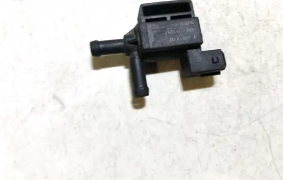 Volvo S60 Turbo solenoid valve 72251702 9470775