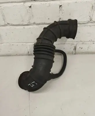 KIA Ceed Air intake hose/pipe 281382H000