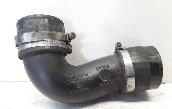 Volvo XC70 Intercooler hose/pipe 30751920