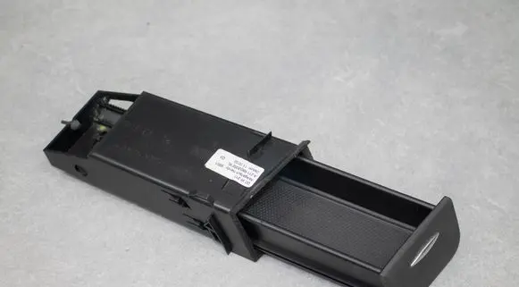 Mercedes-Benz E W211 Glove box A2116802052 2116802052
