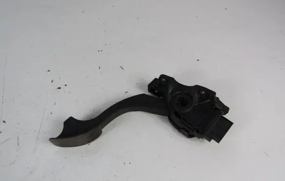 Ford Mondeo MK IV Accelerator pedal position sensor 6G929F836RC