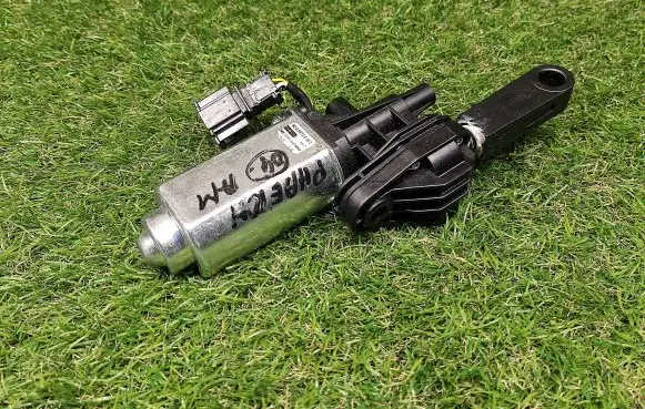 Volkswagen Phaeton Seat adjustment motor 8322725000 6423868
