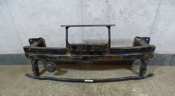 Hyundai i30 Front bumper support beam 