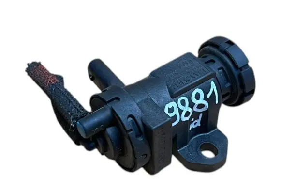 BMW X3 F25 Turbo solenoid valve 8509323 3024389