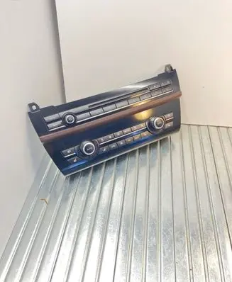 BMW 5 F10 F11 Climate control unit 6805771 0002612505 900256350037