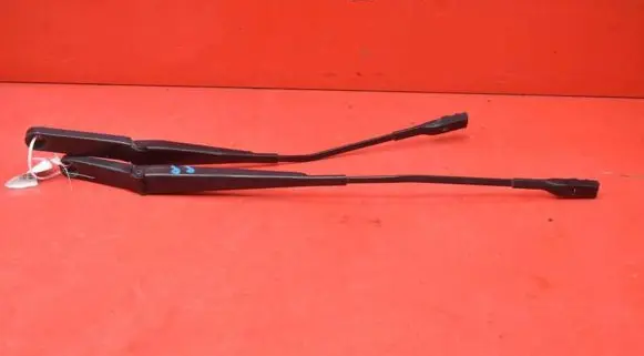 Audi A1 Front wiper blade arm 8X1955407