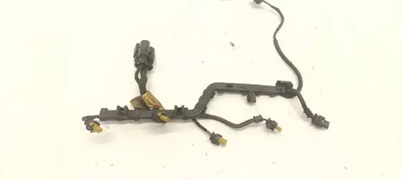 Audi Q3 8U Fuel injector wires 06J971082E