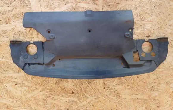 BMW 3 E36 Intercooler air guide/duct channel 8135947